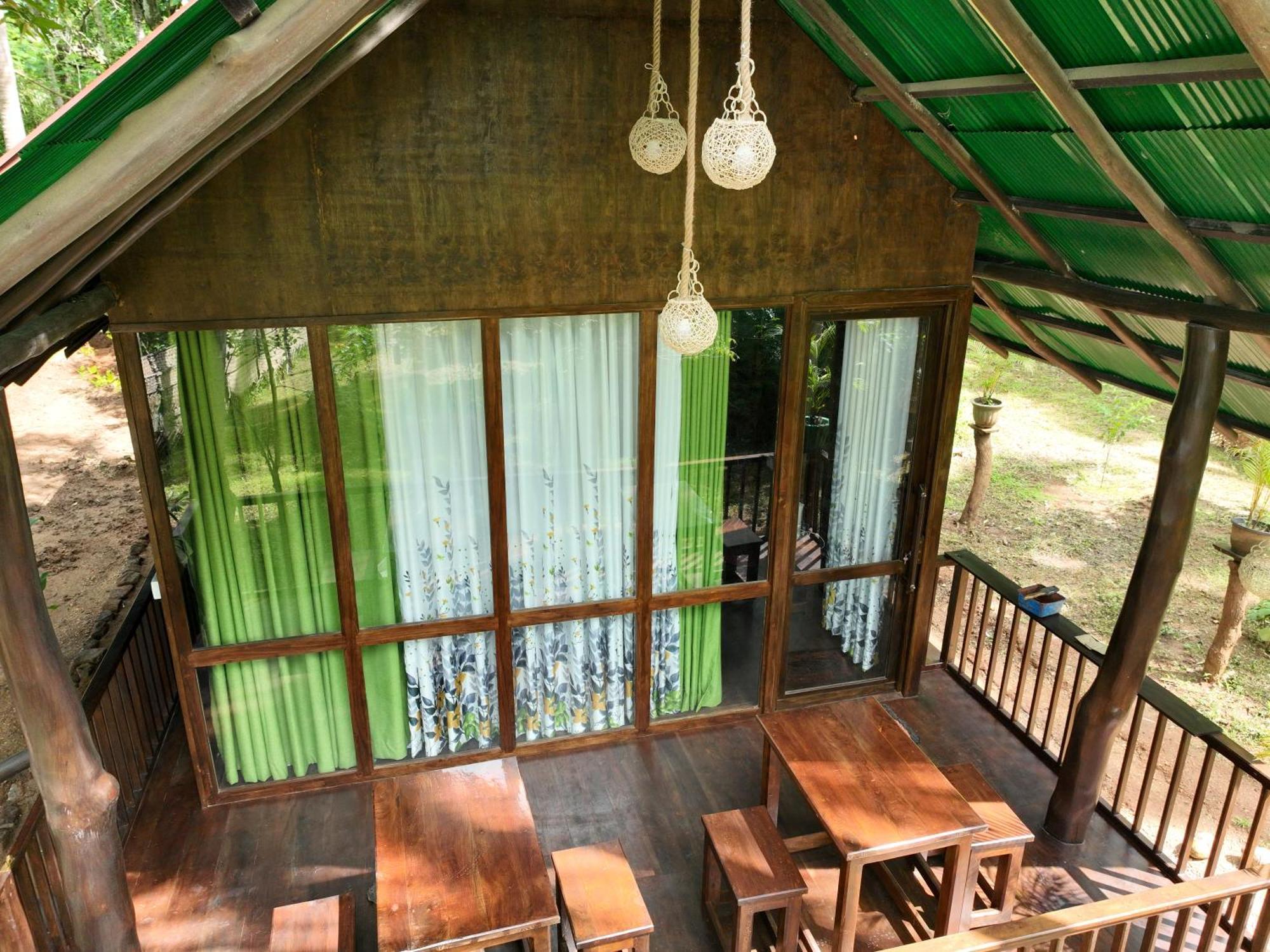 Hotel Coconut Tree House Udawalawe Exteriér fotografie